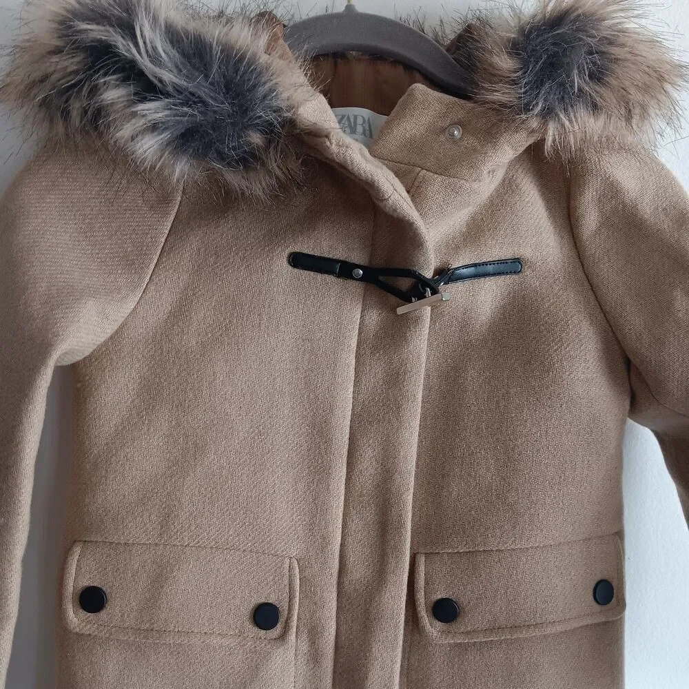 Zara‎ beige wool blend hooded coat outwear pockets zip up fur size 7 cozy